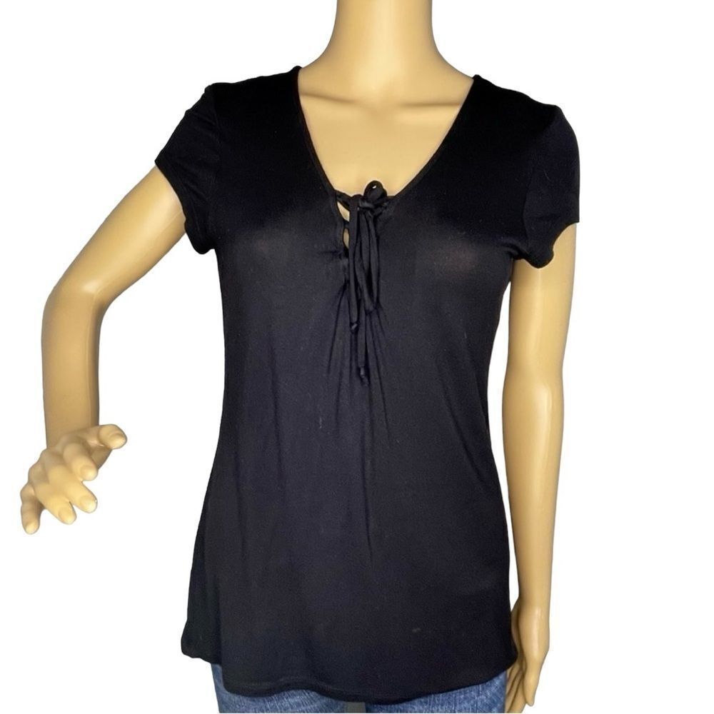 Polly & Esther Short Sleeve Lace Up Tie Neckline Top Black Size Large